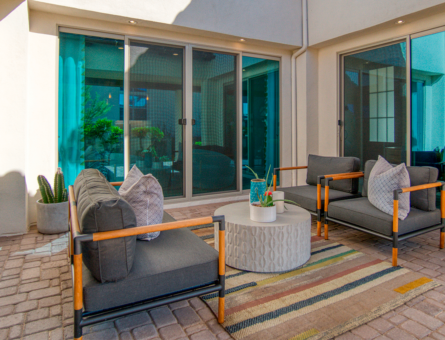 Dinamização e funcionalidade dos espaços: Arquitetura e Interiores que se adaptam à vida contemporânea.